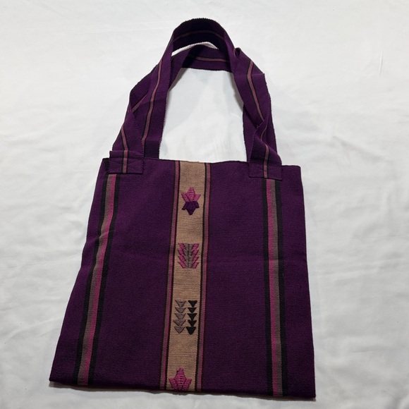 Handbags - Guatemalan Woven tote bag from with cotton lining NWOT
